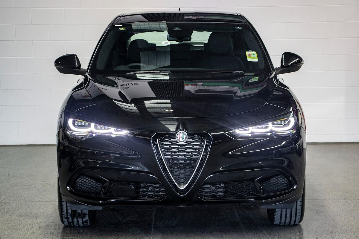 2023 Alfa Romeo Stelvio Ti Series 4