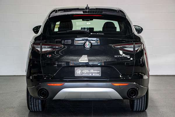 2023 Alfa Romeo Stelvio Ti Series 4