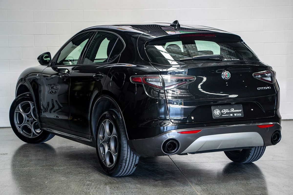 2023 Alfa Romeo Stelvio Ti Series 4
