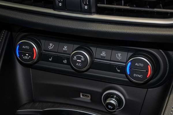 2023 Alfa Romeo Stelvio Ti Series 4