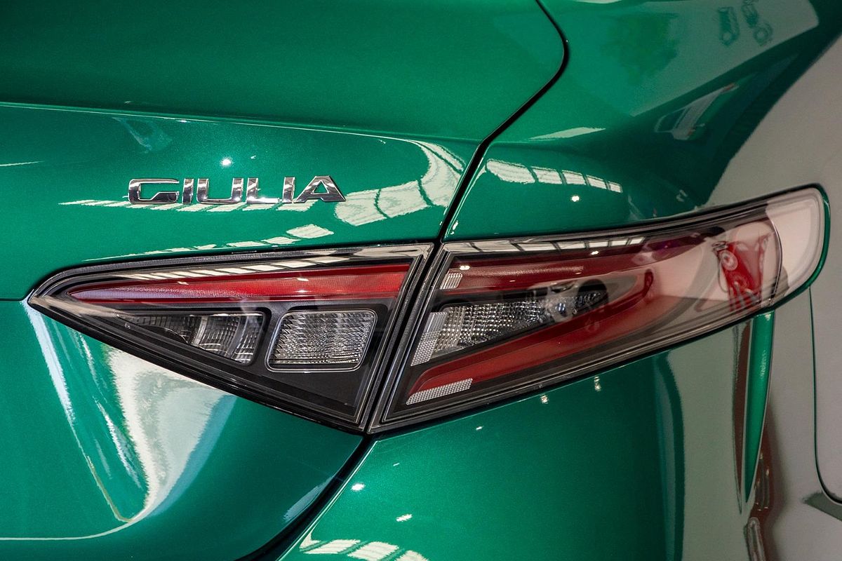 2025 Alfa Romeo Giulia Tributo Italiano Series 5