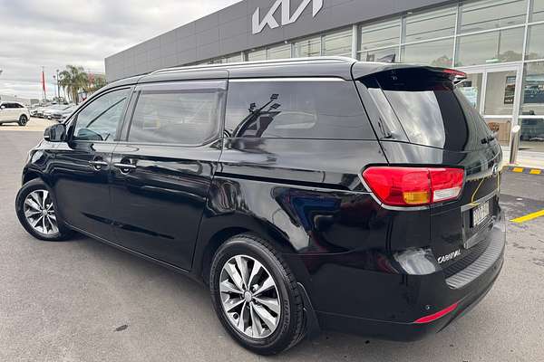 2015 Kia Carnival Platinum YP