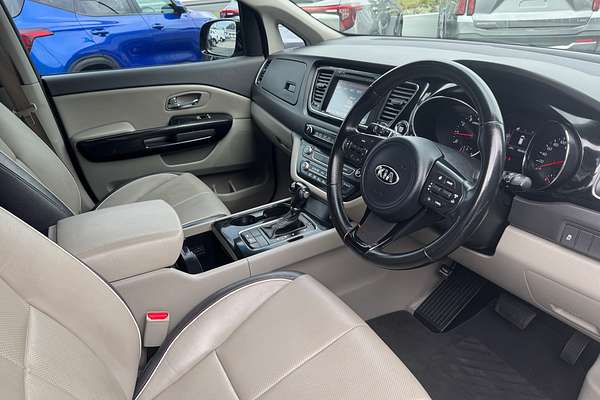2015 Kia Carnival Platinum YP