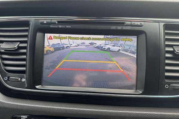 2015 Kia Carnival Platinum YP