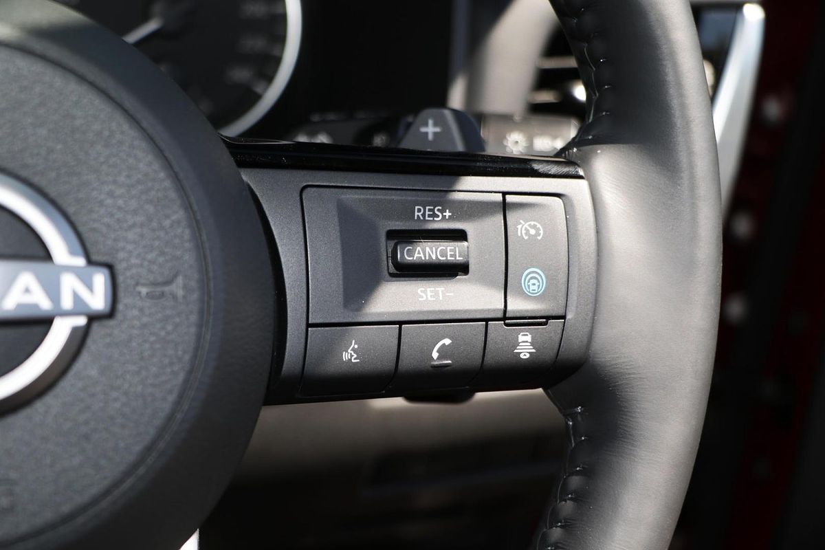 2024 Nissan X-TRAIL ST-L T33