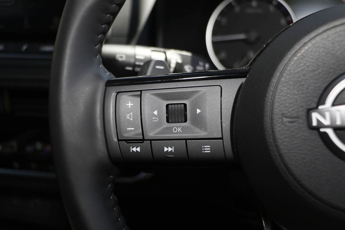 2024 Nissan X-TRAIL ST-L T33