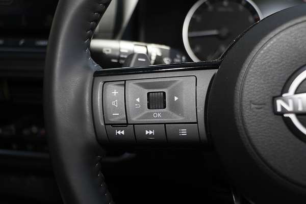 2024 Nissan X-TRAIL ST-L T33