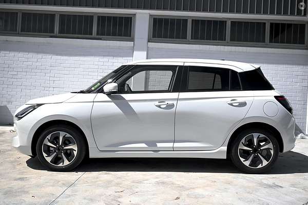 2025 Suzuki Swift Hybrid GLX UZ