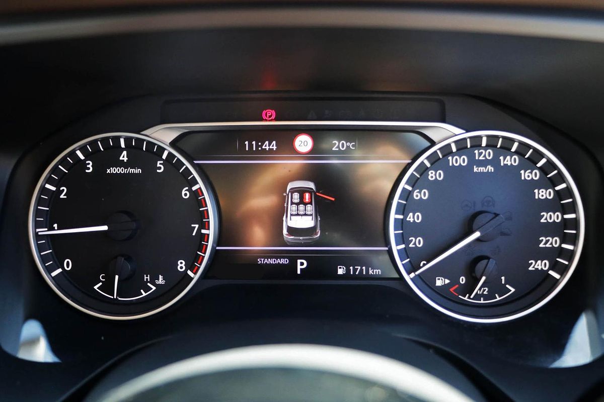 2025 Nissan X-TRAIL ST T33