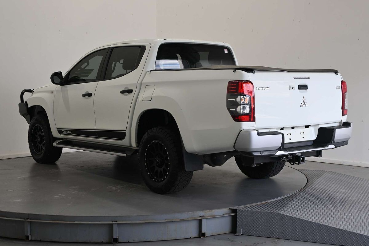 2019 Mitsubishi Triton GLX+ MR 4X4