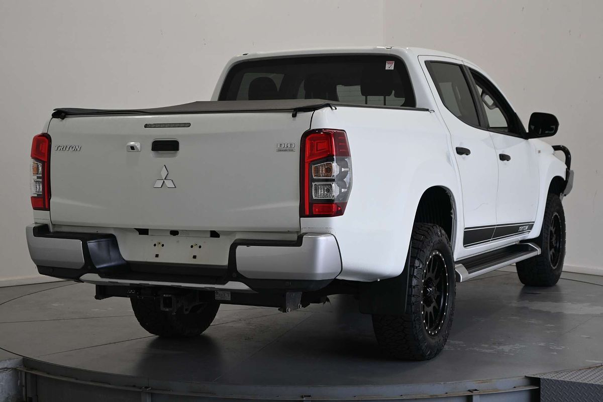 2019 Mitsubishi Triton GLX+ MR 4X4