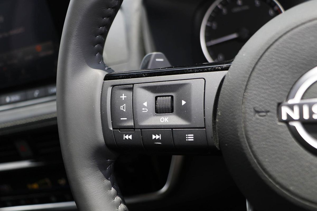 2024 Nissan X-TRAIL ST-L T33