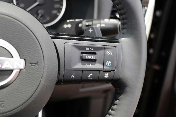 2024 Nissan X-TRAIL ST-L T33