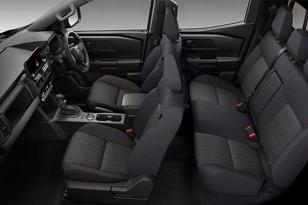 2025 Mitsubishi Triton GLX MV 4X4