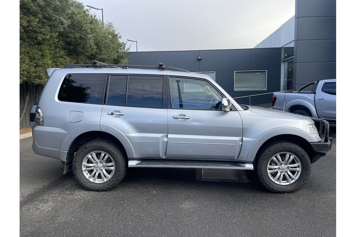2014 Mitsubishi Pajero GLS NX