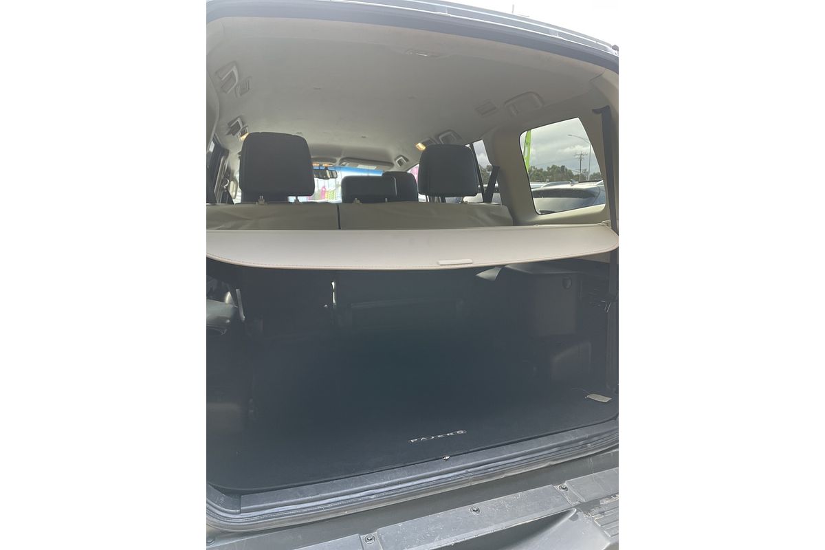 2014 Mitsubishi Pajero GLS NX