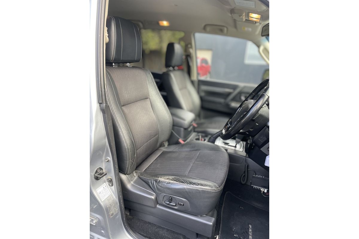 2014 Mitsubishi Pajero GLS NX