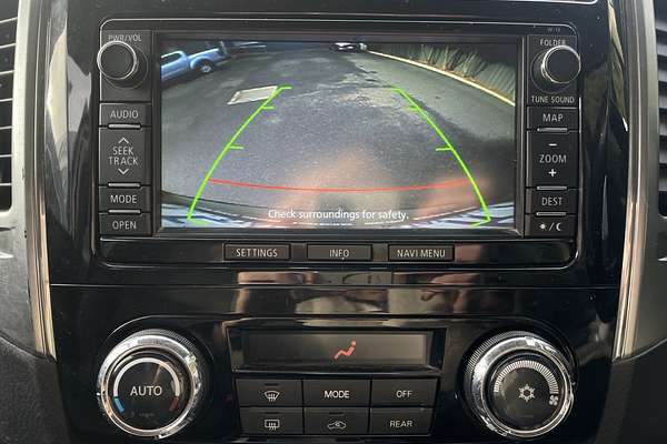 2014 Mitsubishi Pajero GLS NX