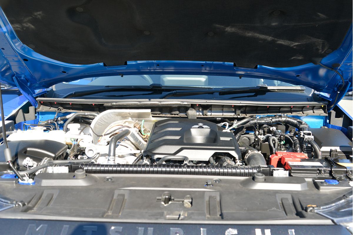 2024 Mitsubishi Triton GLS MV 4X4