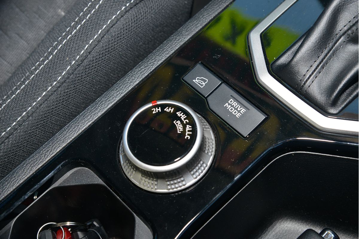 2024 Mitsubishi Triton GLS MV 4X4