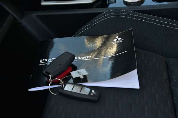 2024 Mitsubishi Triton GLS MV 4X4