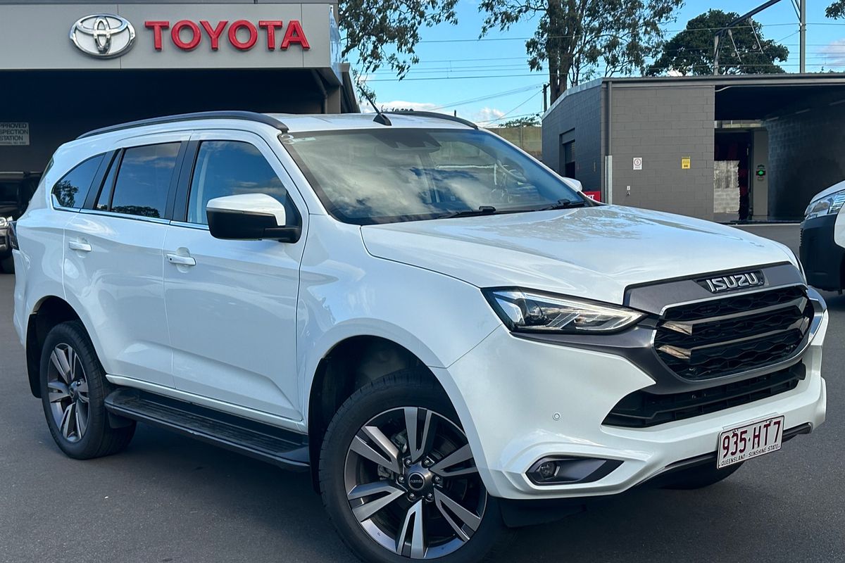 2023 Isuzu MU-X LS-T