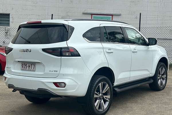 2023 Isuzu MU-X LS-T