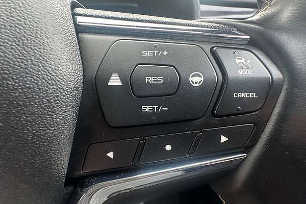 2023 Isuzu MU-X LS-T
