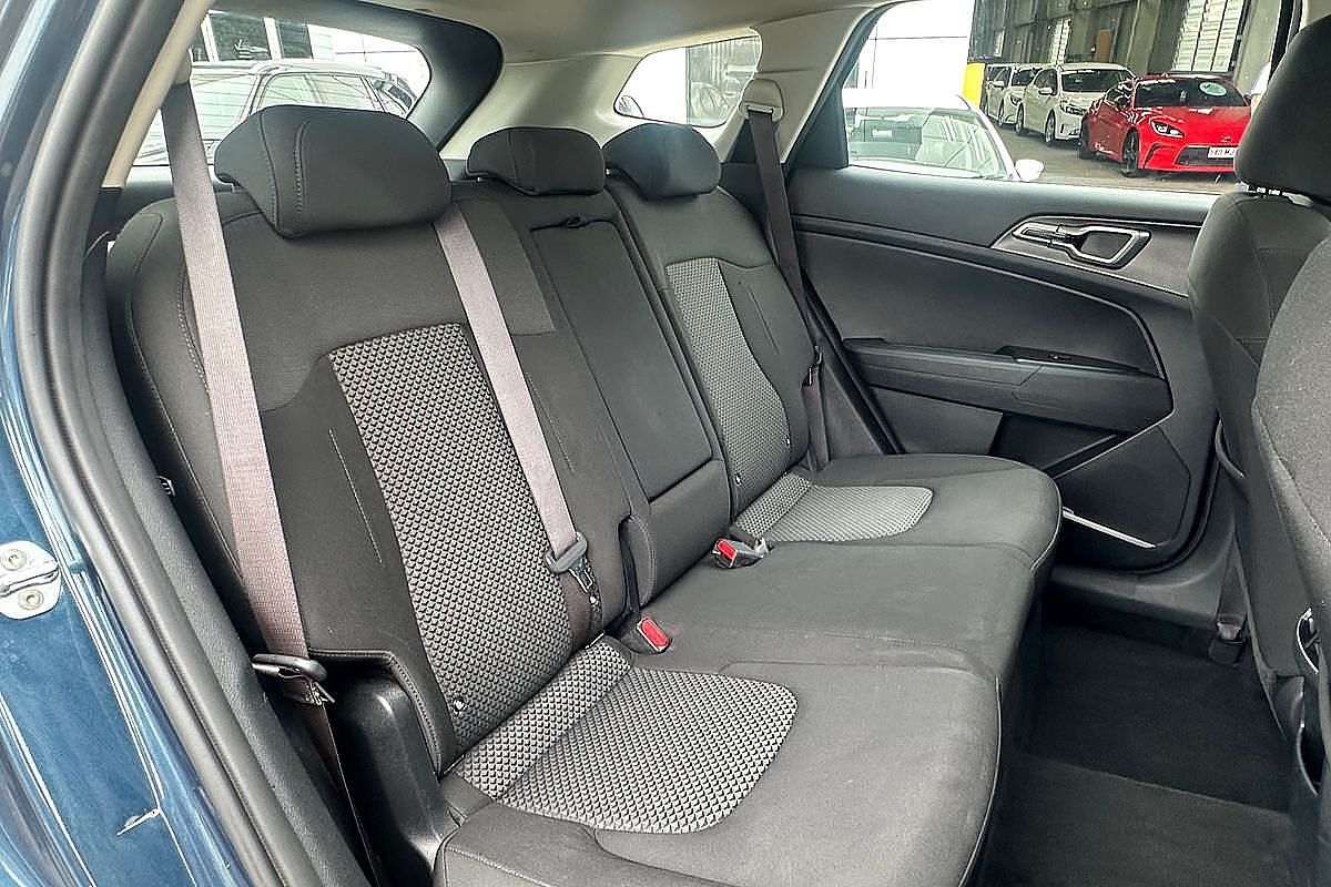 2022 Kia Sportage S NQ5