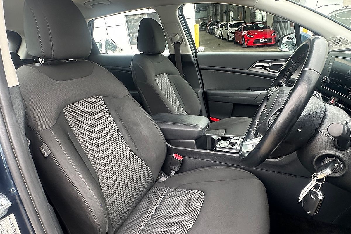 2022 Kia Sportage S NQ5