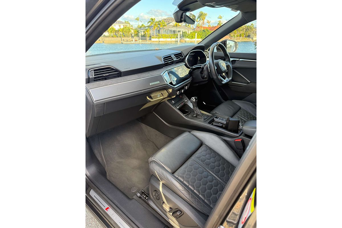 2020 Audi RS Q3  F3