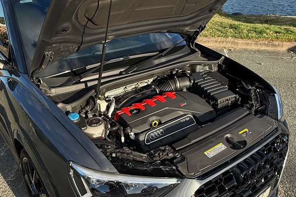 2020 Audi RS Q3  F3