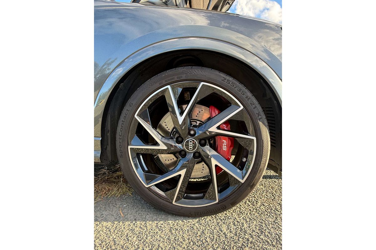 2020 Audi RS Q3  F3