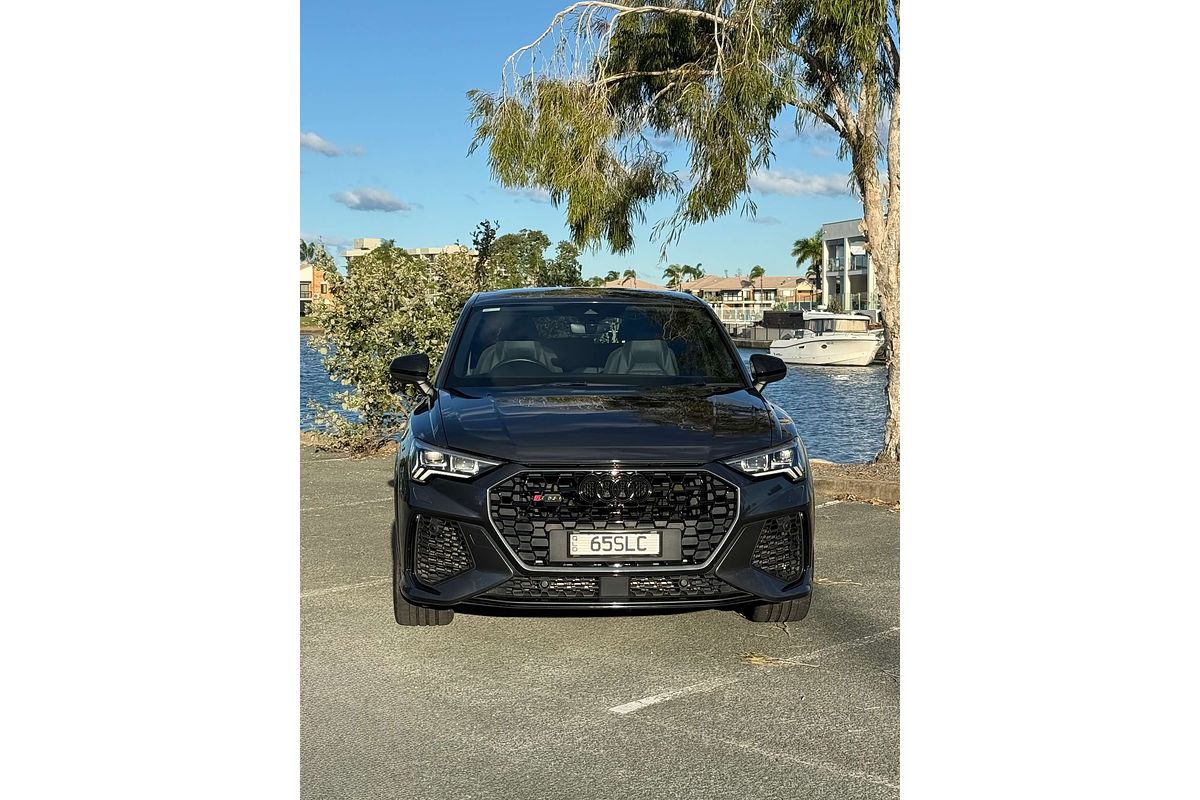 2020 Audi RS Q3  F3
