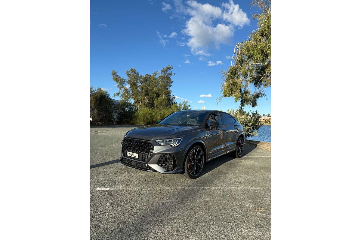 2020 Audi RS Q3  F3