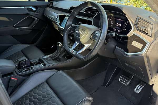 2020 Audi RS Q3  F3