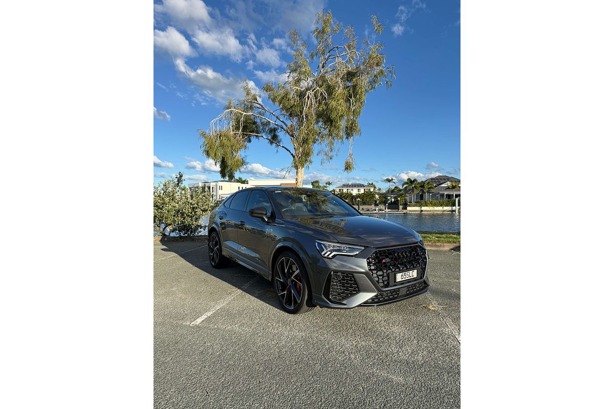 2020 Audi RS Q3  F3