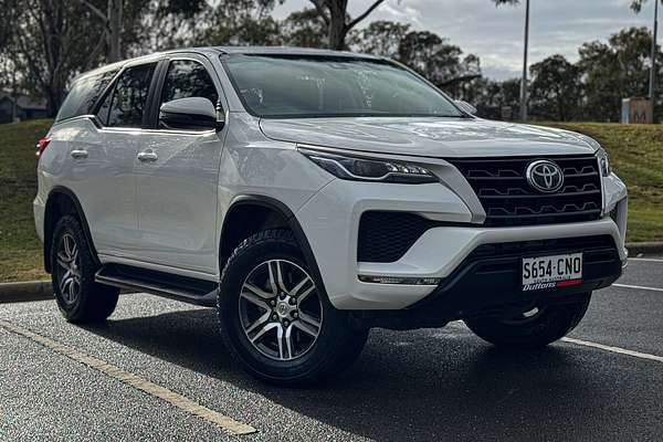 2021 Toyota Fortuner GX GUN156R