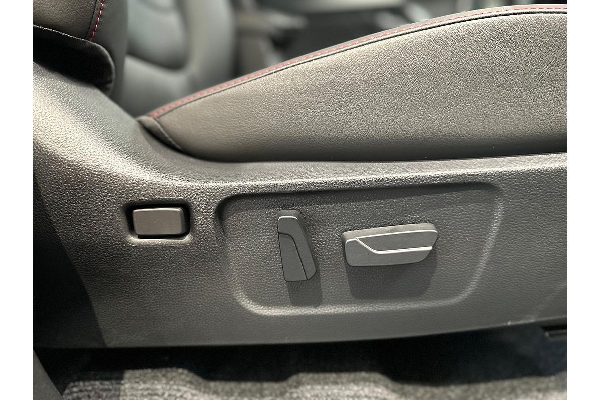 2025 Isuzu D-MAX X-TERRAIN 4X4