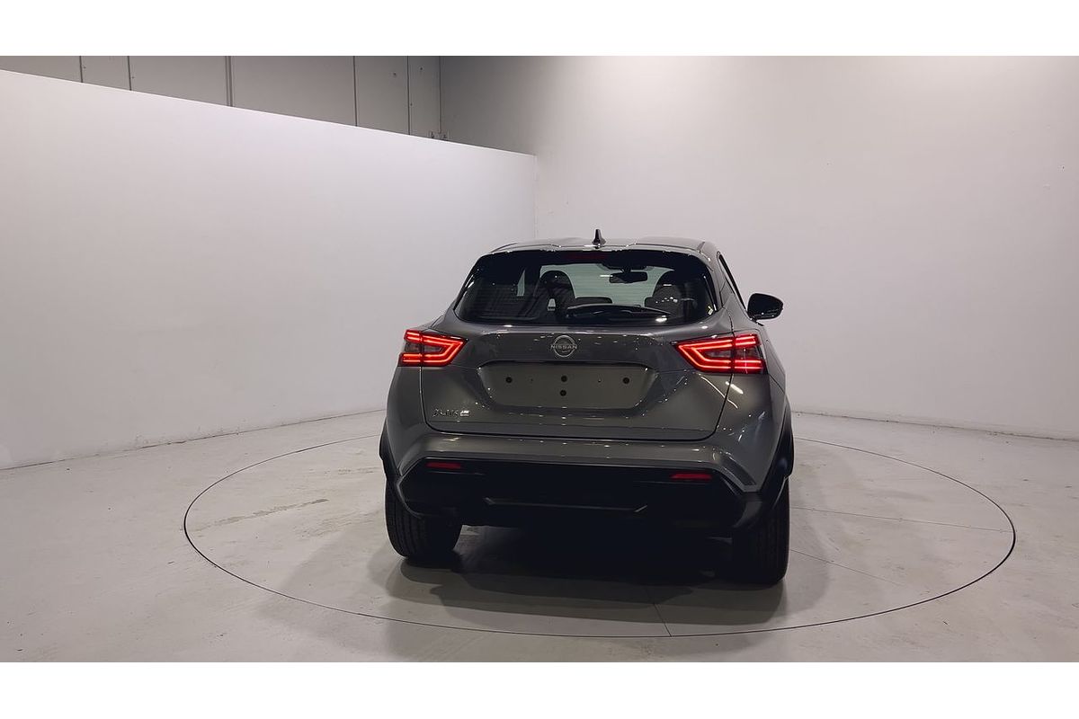 2023 Nissan JUKE ST F16