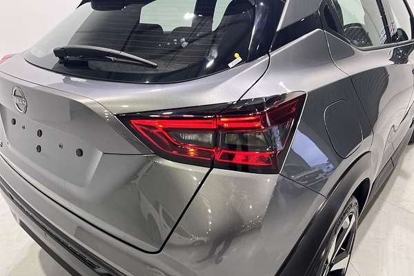 2023 Nissan JUKE ST F16