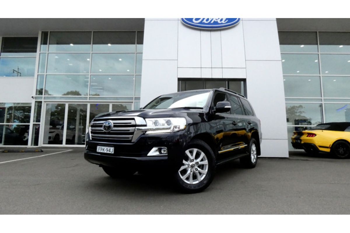 2019 Toyota Landcruiser Sahara VDJ200R