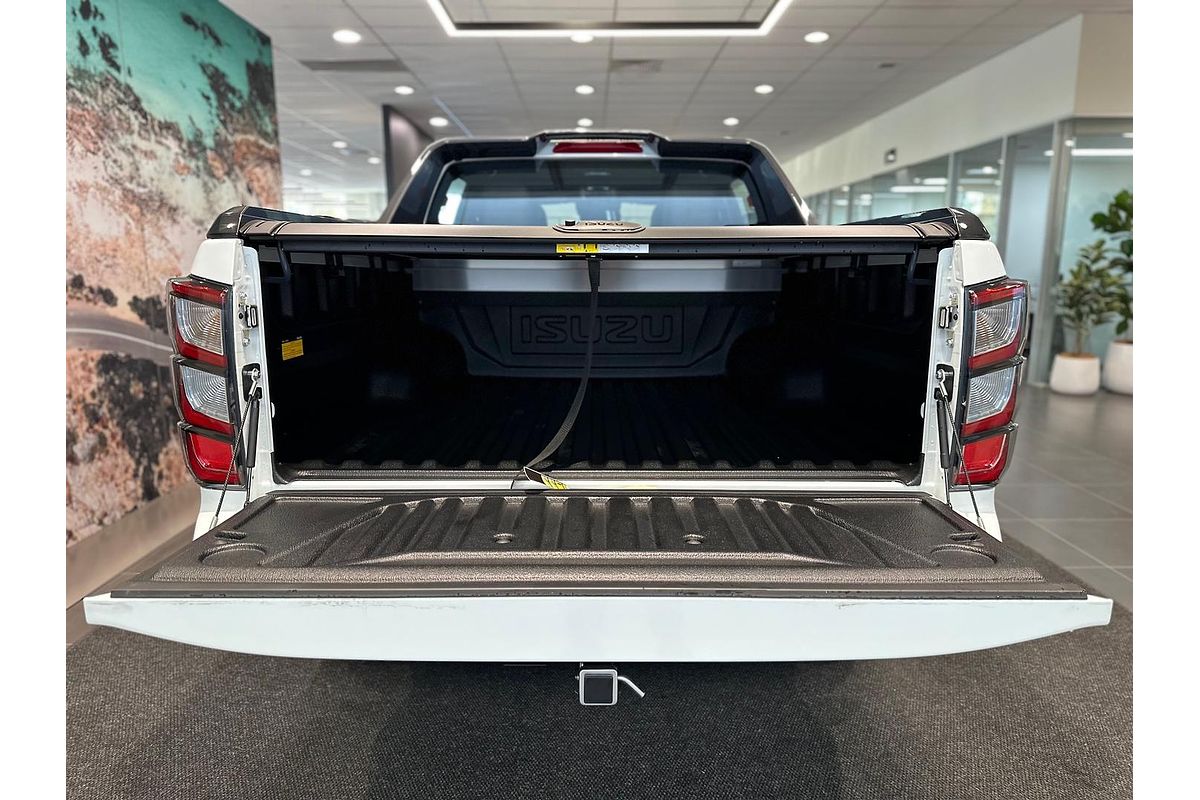 2025 Isuzu D-MAX X-TERRAIN 4X4