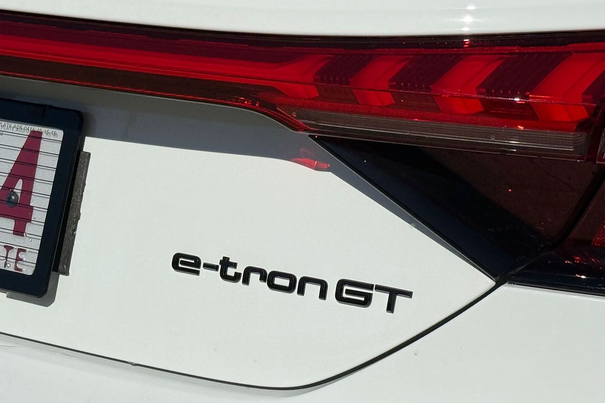 2023 Audi RS e-tron GT F83