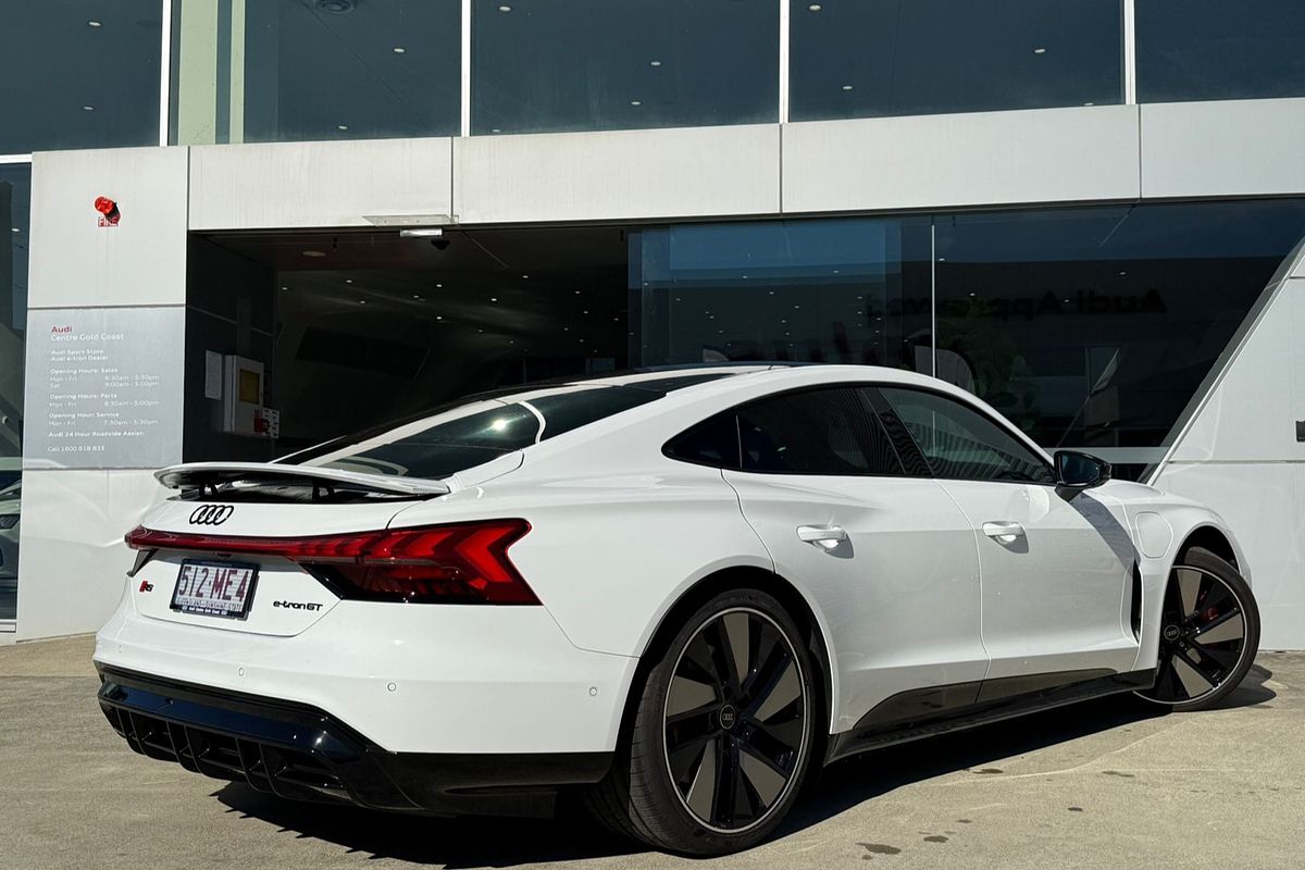 2023 Audi RS e-tron GT F83