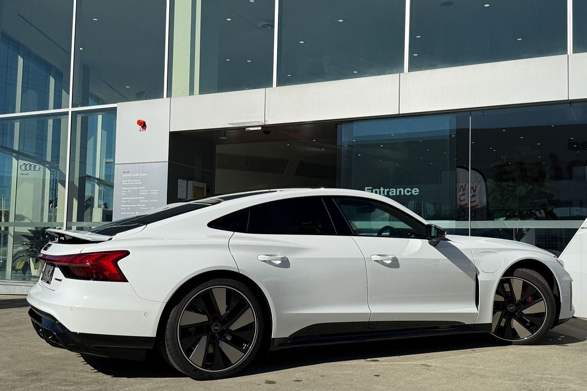2023 Audi RS e-tron GT F83