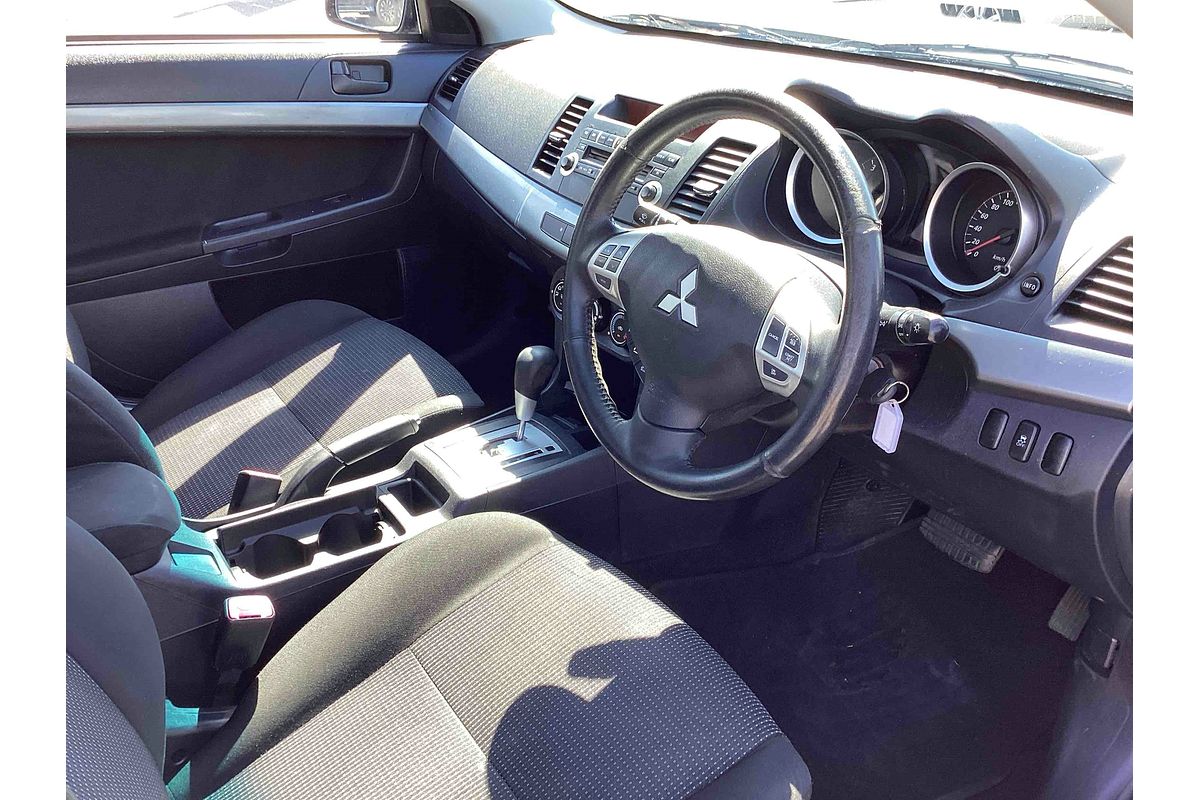 2010 Mitsubishi Lancer ES CJ