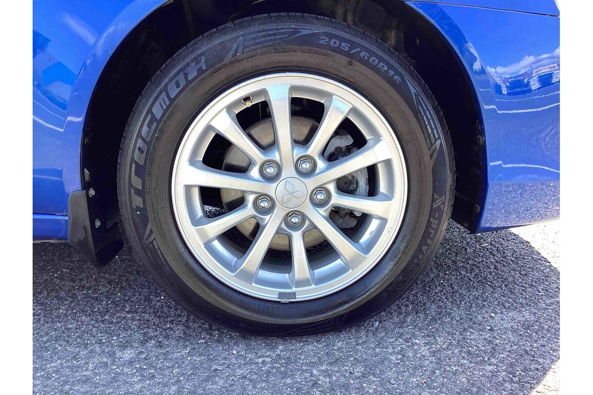 2010 Mitsubishi Lancer ES CJ