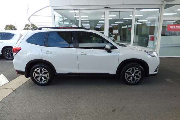 2022 Subaru Forester 2.5i S5