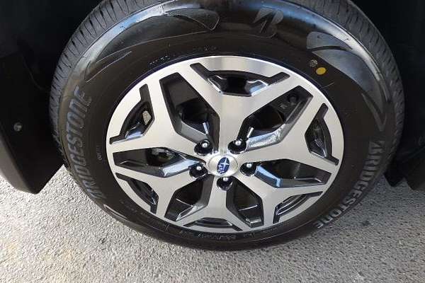2022 Subaru Forester 2.5i S5
